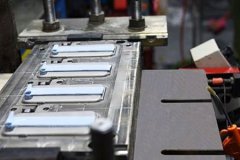 帶你走進硅橡膠產(chǎn)品模壓生產(chǎn)成型過程